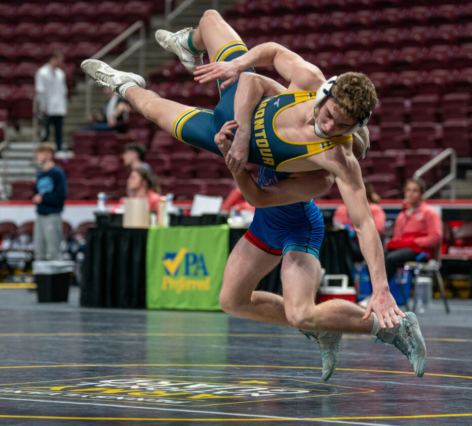 Montoursville wrestling defeats No. 7 Port LeBoeuf 3130, advances to